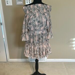 Misa Los Angeles Pink off the shoulder dress L